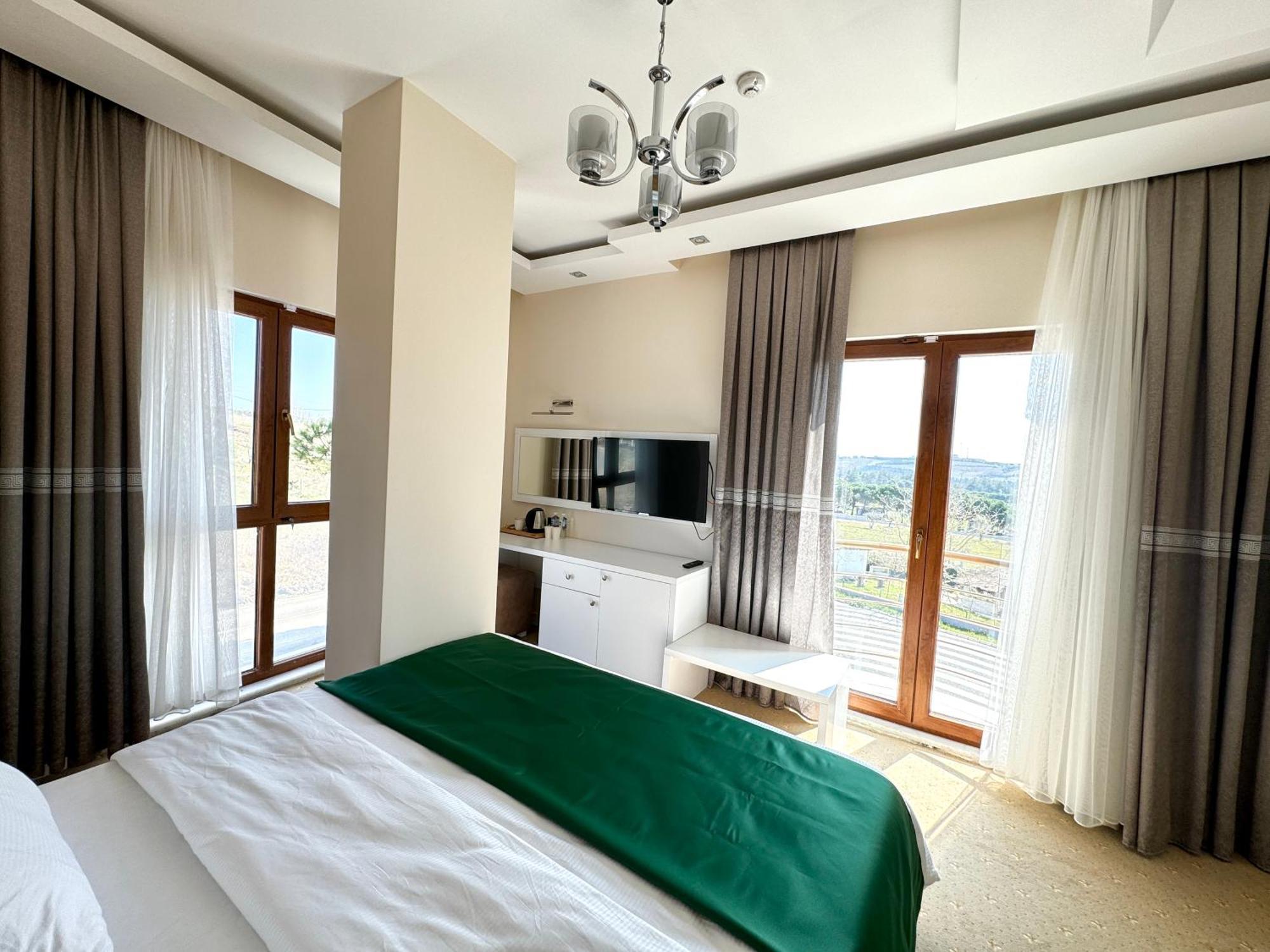 Green Roof Hotel & Spa Terkos Buitenkant foto